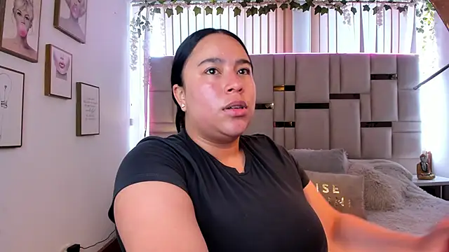 Zoey thompson online show from March 7, 2:33 pm