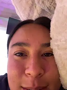 Zoey thompson online show from April 21, 7:31 pm