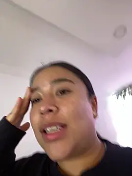 Zoey thompson online show from March 18, 7:26 pm