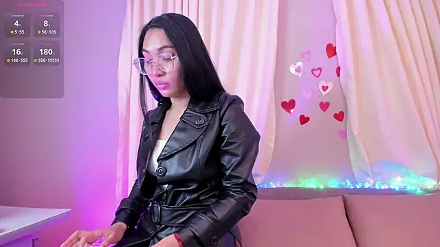 lucyy liiuu online show from October 16, 1:08 pm