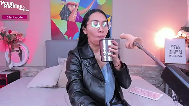 lucyy liiuu online show from September 23, 1:07 pm