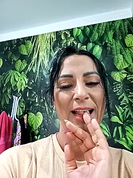 Snapshot of jadecristina chatting on March 12, 2:43 pm jadecristina online show from March 12, 2:43 pm
