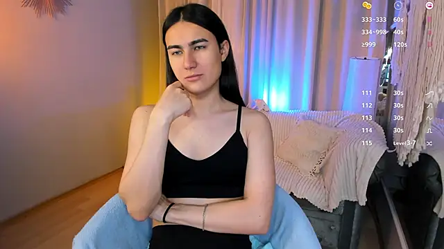 Snapshot of HeyAlena chatting on October 6, 5:41 am HeyAlena online show from October 6, 5:41 am
