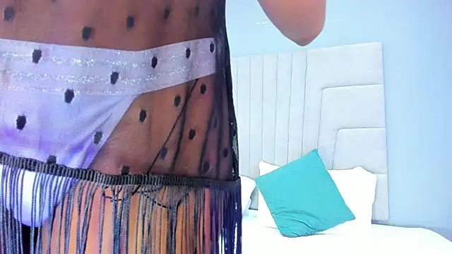 Snapshot of Mia_smith_x1 chatting on October 23, 7:56 pm Mia smith x1 online show from October 23, 7:56 pm