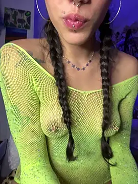 virtualgirlbr online show from May 30, 7:36 am