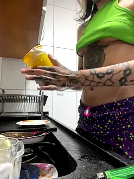 virtualgirlbr online show from December 3, 5:23 pm