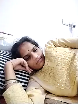 Sofia kuuu online show from November 3, 5:01 am