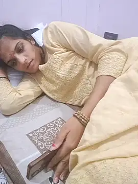 Sofia kuuu online show from November 2, 11:37 am