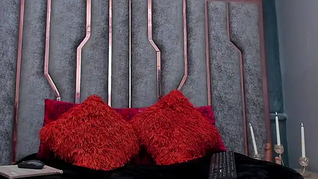 SienaFacchini online show from December 2, 7:26 pm