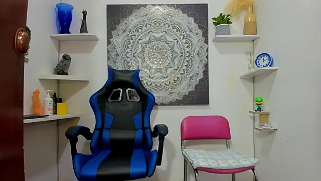 marsmith1 online show from April 24, 7:27 pm