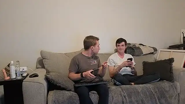 Drakerileyxxx online show from March 15, 12:39 am