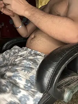 moonworshiper online show from September 21, 5:56 am