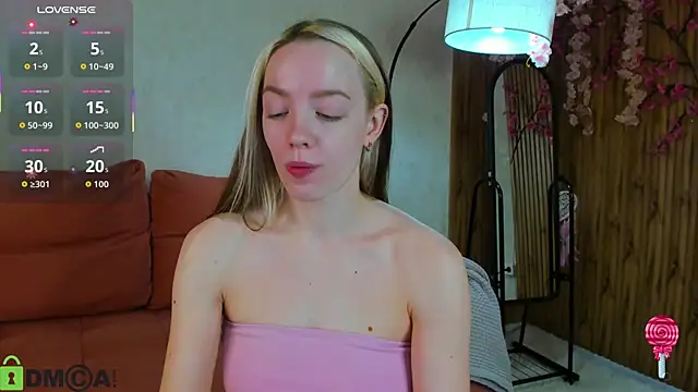 R0cket bunny online show from June 10, 12:56 am