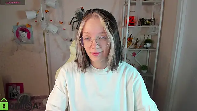 R0cket bunny online show from October 27, 1:06 am