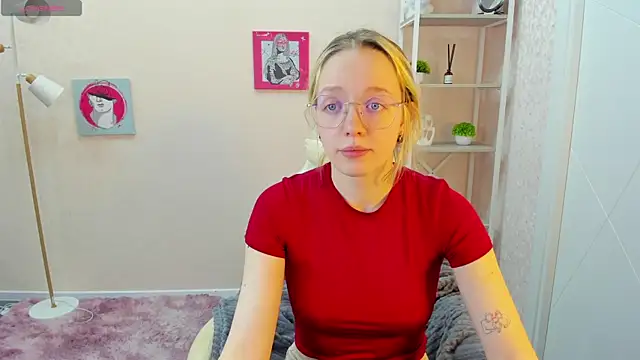 Snapshot of R0cket_bunny chatting on October 13, 1:18 am R0cket bunny online show from October 13, 1:18 am