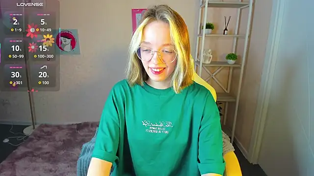 Snapshot of R0cket_bunny chatting on September 24, 12:07 am R0cket bunny online show from September 24, 12:07 am
