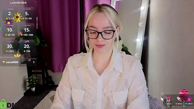 Snapshot of R0cket_bunny chatting on May 25, 12:54 am R0cket bunny online show from May 25, 12:54 am