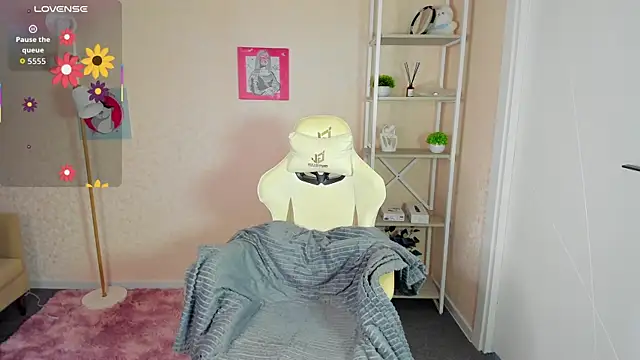 R0cket bunny online show from September 30, 12:05 am