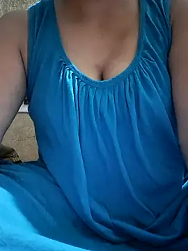 Snapshot of Mon-Shot9 chatting on September 22, 11:49 am Mon-Shot9 online show from September 22, 11:49 am