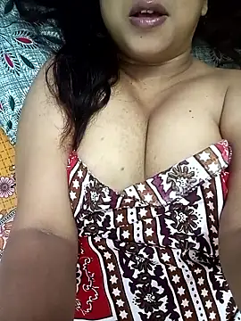 Snapshot of sweet_jenni chatting on May 5, 4:37 am sweet jenni online show from May 5, 4:37 am