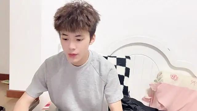 linger2563 online show from September 10, 12:48 pm