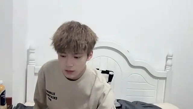 linger2563 online show from November 3, 4:54 pm