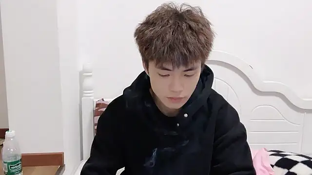 linger2563 online show from September 21, 11:48 am