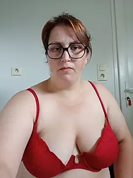 Snapshot of Fformesx chatting on June 20, 2:00 pm Fformesx online show from June 20, 2:00 pm