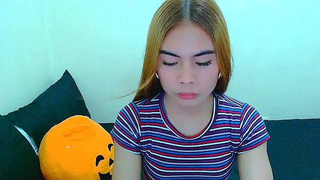 mikhaylahanderson online show from January 15, 2:37 am