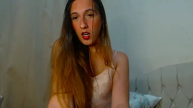 Snapshot of FemmeAngel chatting on September 25, 9:21 pm FemmeAngel online show from September 25, 9:21 pm