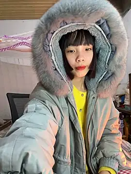 andymi1 online show from February 3, 2:53 am