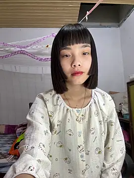 andymi1 online show from May 13, 2:07 am