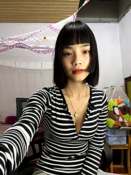 andymi1 online show from October 21, 3:00 pm