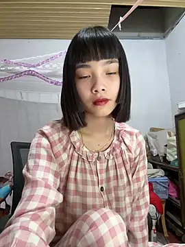 andymi1 online show from May 16, 1:37 am