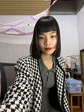 andymi1 online show from October 26, 2:45 am