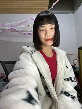 andymi1 online show from May 3, 2:31 pm
