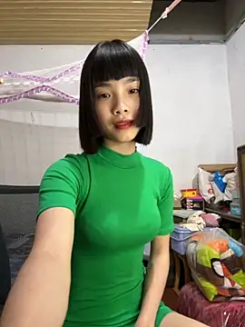 andymi1 online show from October 5, 3:19 am