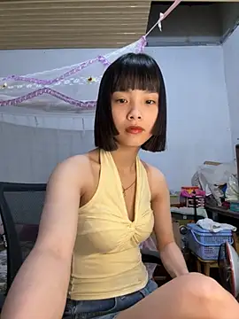 andymi1 online show from April 7, 2:24 am