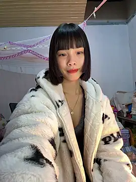 andymi1 online show from February 7, 3:03 am