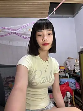 andymi1 online show from May 18, 1:50 am
