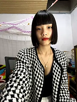 andymi1 online show from November 11, 2:17 am