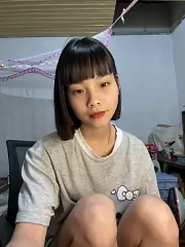 andymi1 online show from April 2, 2:02 pm
