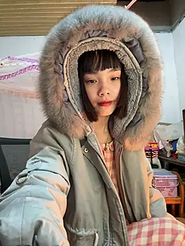 andymi1 online show from March 11, 2:05 am