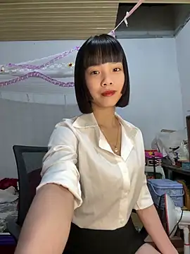 andymi1 online show from April 2, 1:46 am