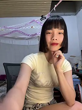 andymi1 online show from April 8, 2:46 am
