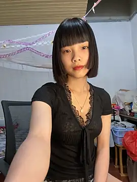 andymi1 online show from April 15, 2:21 pm
