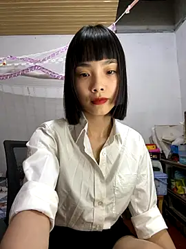 andymi1 online show from October 7, 3:40 am