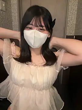 Snapshot of 0p-saki-p0 chatting on September 21, 5:12 am 0p-saki-p0 online show from September 21, 5:12 am