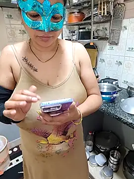 Snapshot of Queen_Nightt chatting on September 12, 3:50 am Queen Nightt online show from September 12, 3:50 am