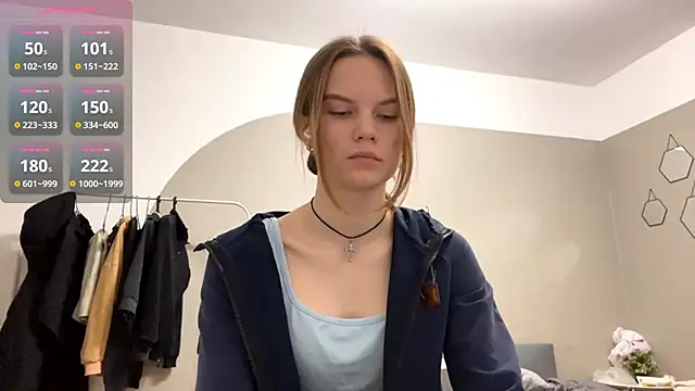 AudreyHammond online show from October 4, 1:23 pm